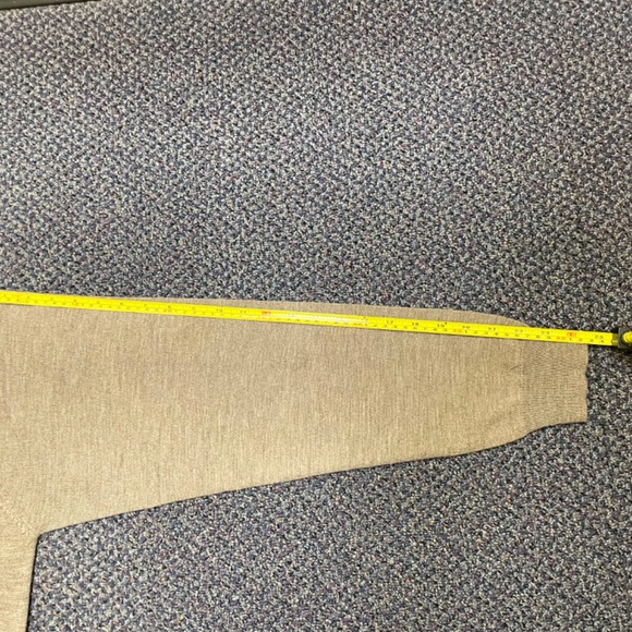 Joseph & Lyman Men’s Tan Wool Sweater Size XL - Picture 10 of 11